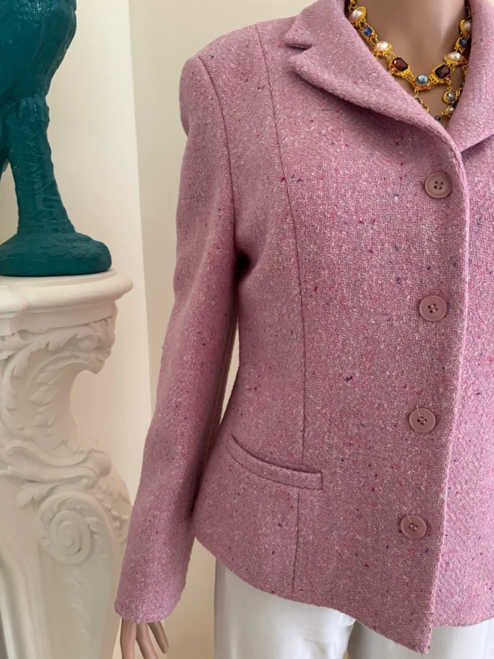Classic Pink Tailored Women's Blazer - Picture 4 of 14